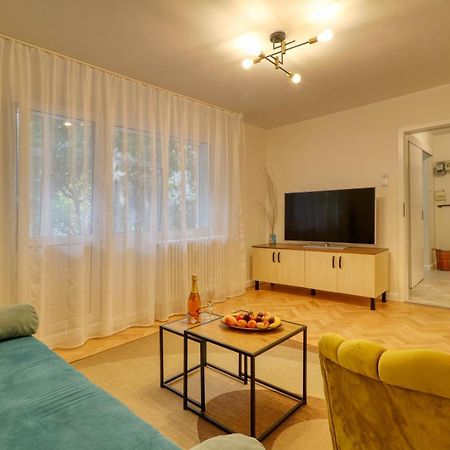 Quito Apartment - Stylish & Quiet Βουκουρέστι Εξωτερικό φωτογραφία