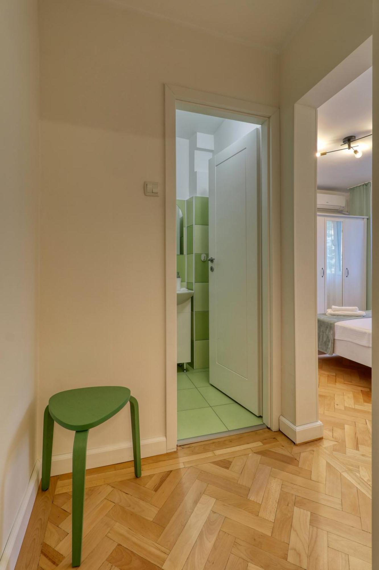 Quito Apartment - Stylish & Quiet Βουκουρέστι Εξωτερικό φωτογραφία
