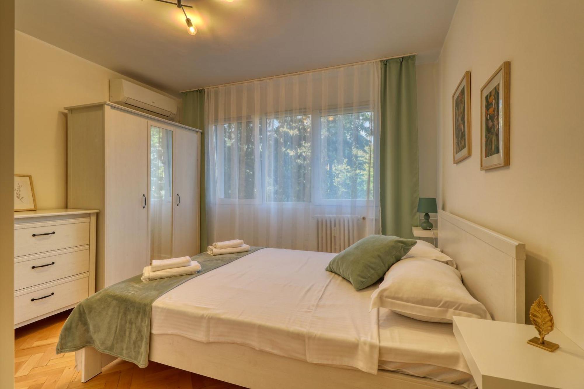 Quito Apartment - Stylish & Quiet Βουκουρέστι Εξωτερικό φωτογραφία
